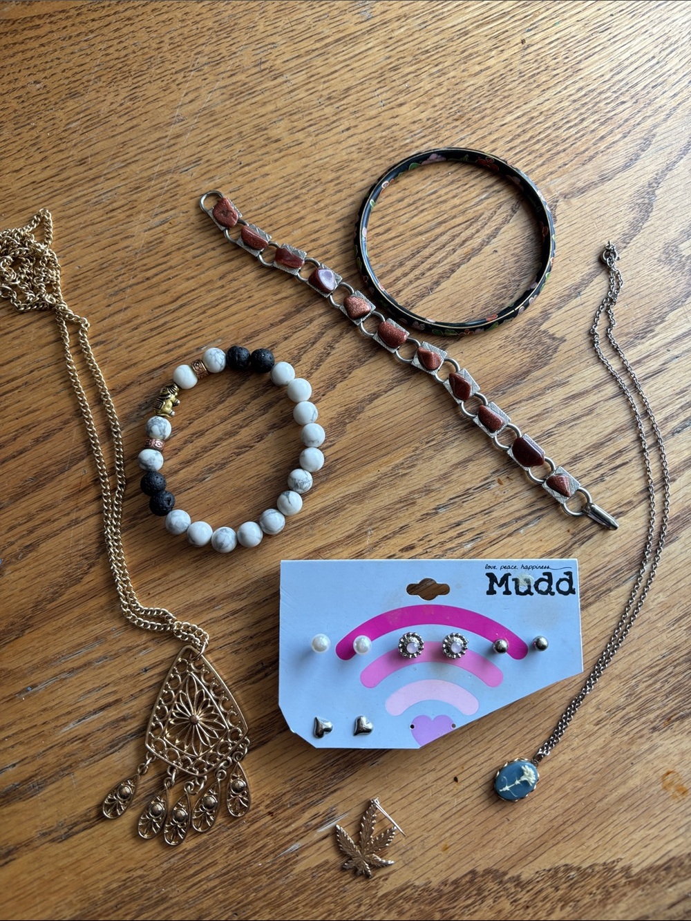 Random costume jewelry bundle